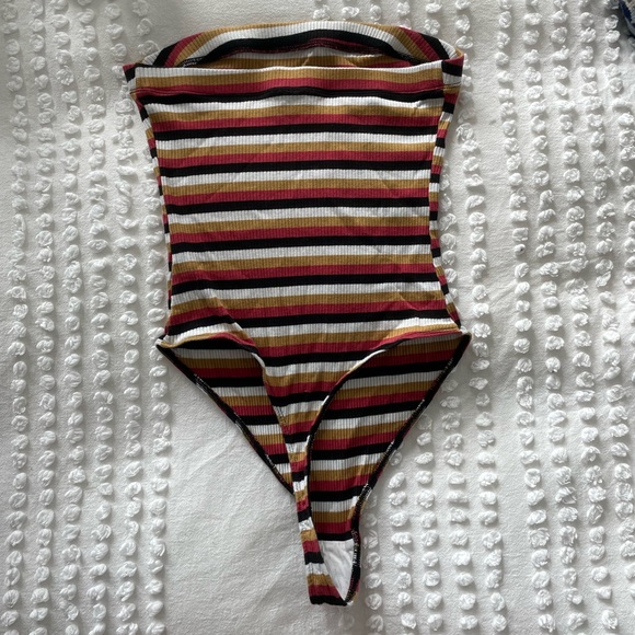 Urban outfitters bodysuit - Picture 4 of 4